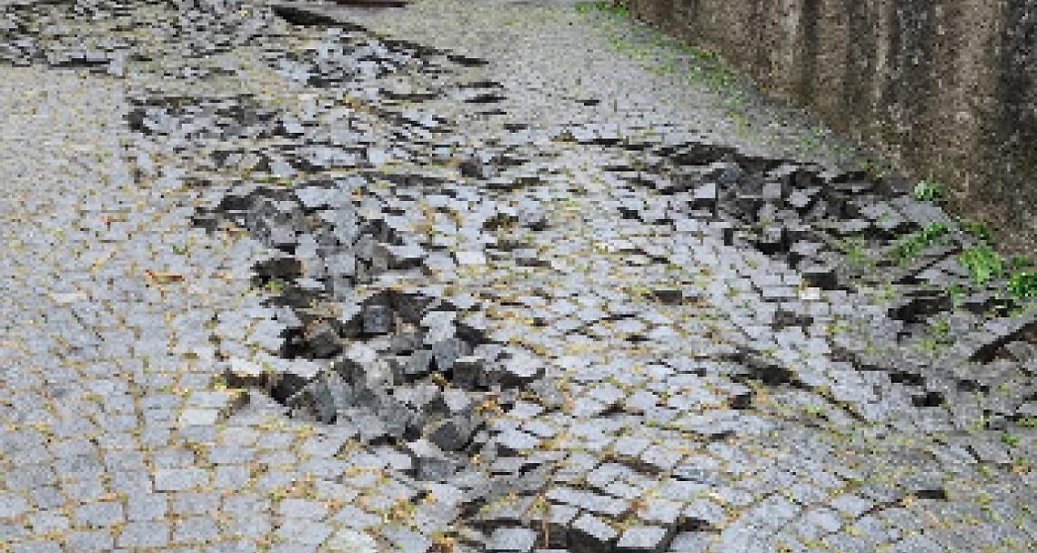 SETTIMO VITTONE. Danni gravi alla condotta fognaria