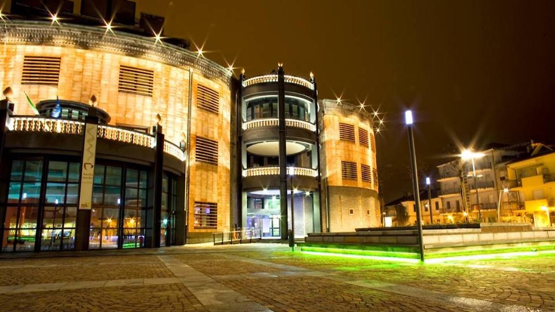 SETTIMO TORINESE. Mostra fotografica in biblioteca di Biotecnologie molecolari