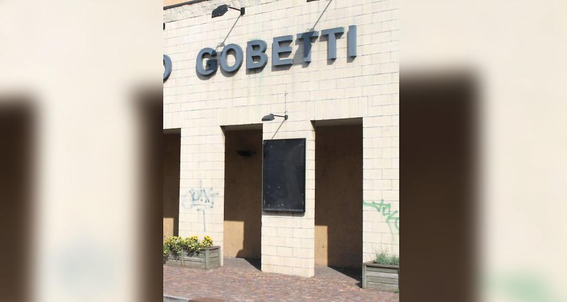 SAN MAURO TORINESE. Un bookshop e una nuova stagione teatrale