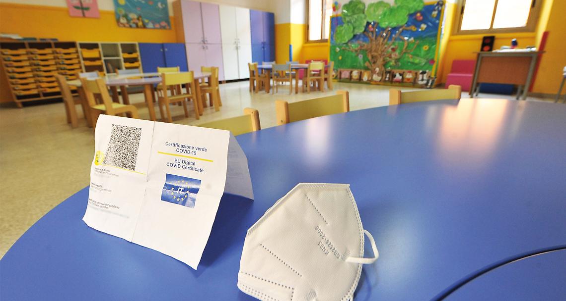 Scuola e tamponi Covid: da domani è necessaria laricetta medica