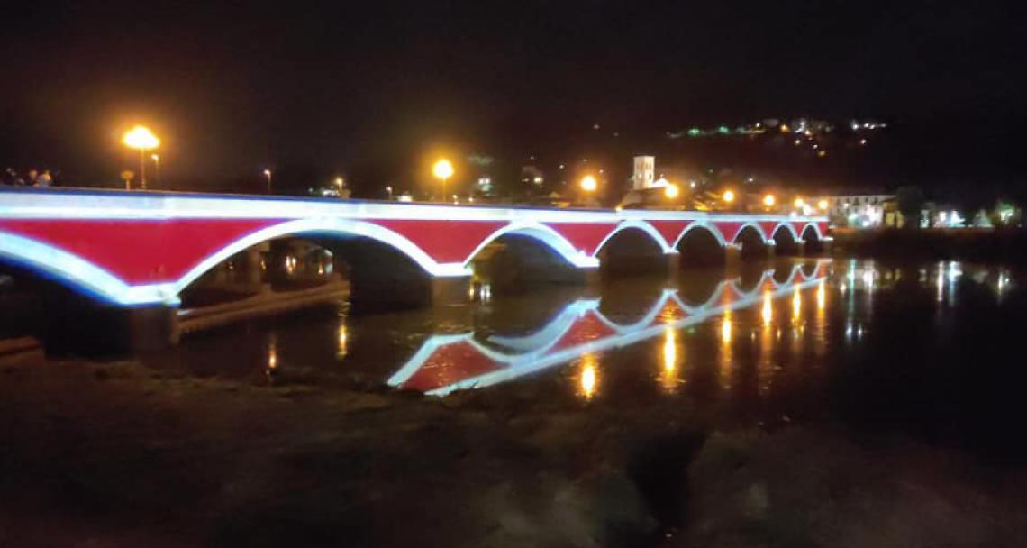 SAN MAURO TORINESE. È scontro sul ponte illuminato. Antonetto: “Pagano i cittadini”