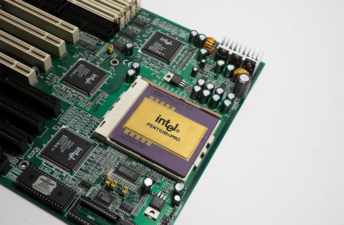 Non di sole batterie vive l’Automotive... Intel investirà 95 miliardi a Settimo Torinese o a Scarmagno?