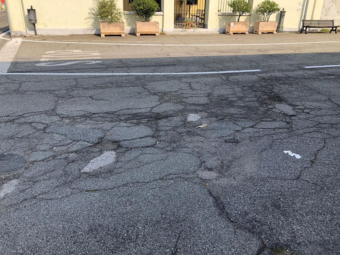 RONDISSONE. La Top 5 delle strade disastrate (VIDEO)
