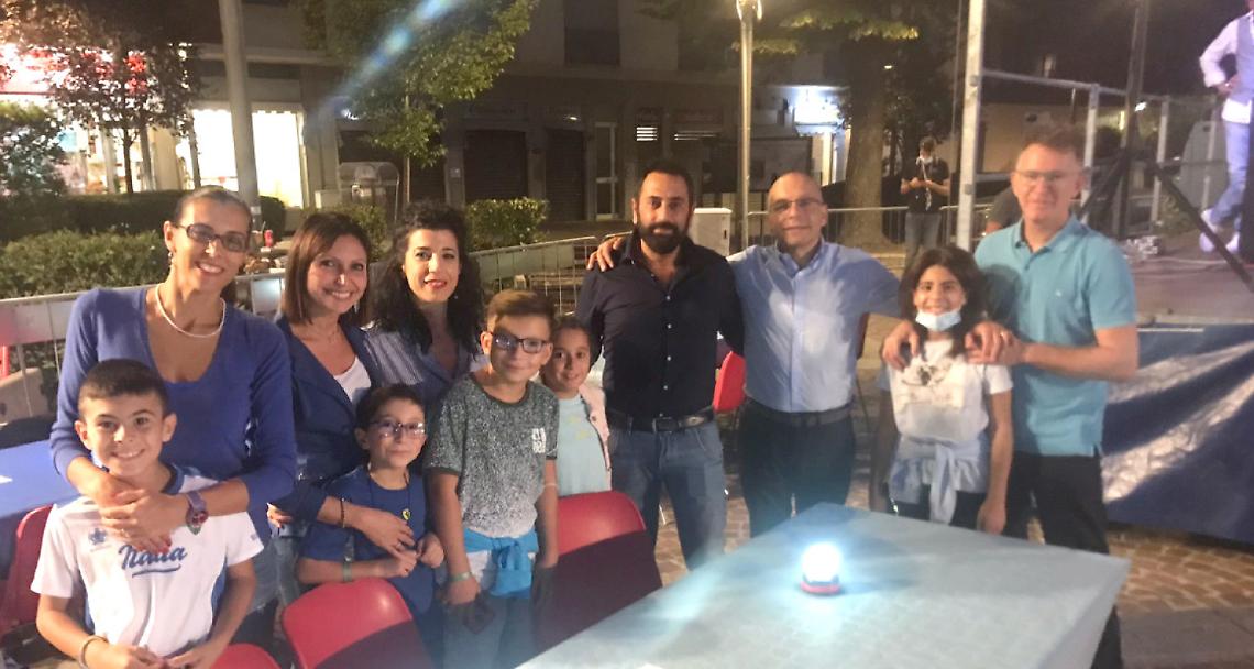 SETTIMO TORINESE. Cena in azzurro, tavolate da medaglia d’oro
