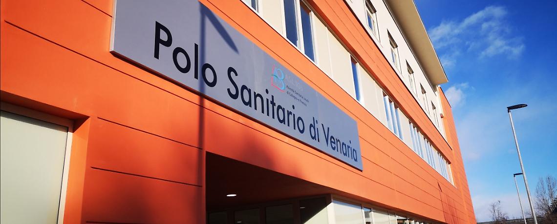 VENARIA REALE. Litigano in coda fuori dal Polo Sanitario per il vaccino anti-Covid