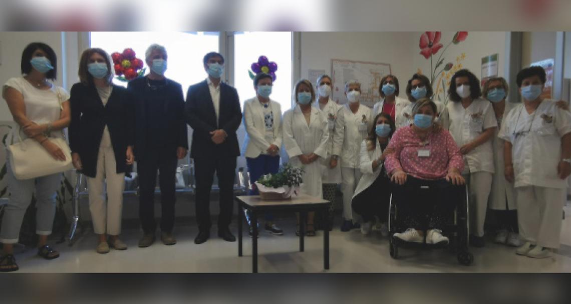 VENARIA REALE. I volontari danno un tocco di colore al Polo Sanitario