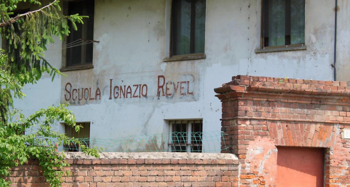SAN RAFFAELE CIMENA. Ex scuola: sarà il nuovo parroco a decidere se darla al Comune