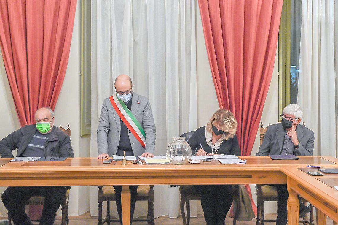BRUSASCO. “Primo” Consiglio di Bosso, polemiche sulla Giunta