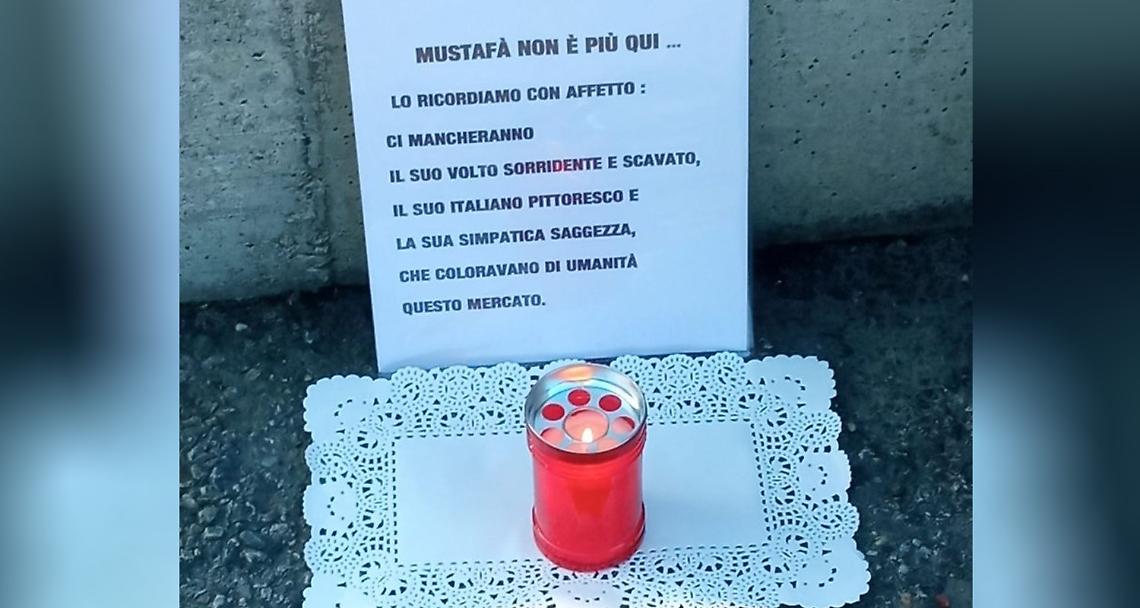 SALERANO. Un lumino e un saluto per Mustapha, l'ambulante buono