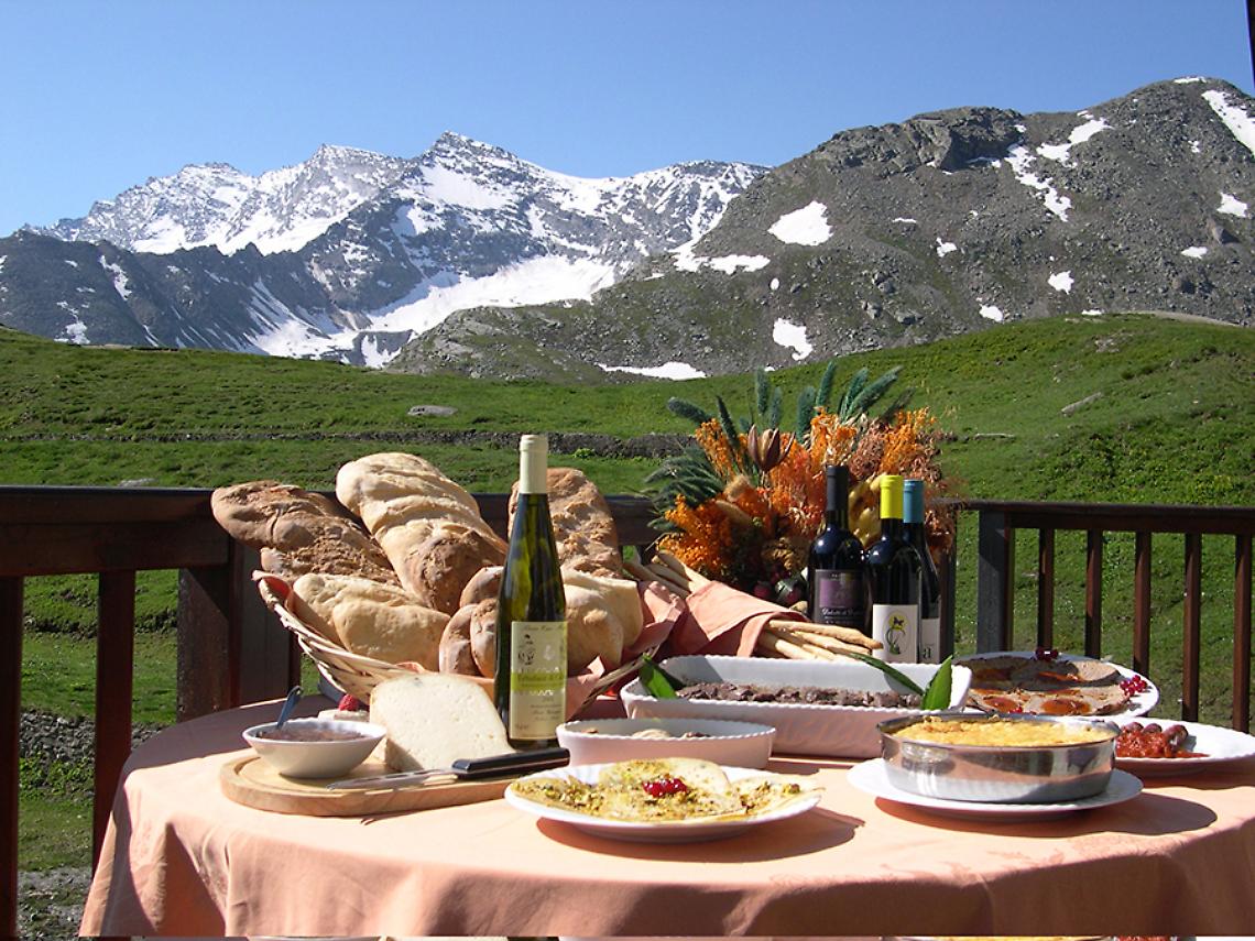 Nel Canavese si ritorna a scalare “Una montagna di gusto”