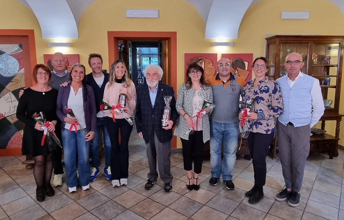 CHIVASSO. Trent'anni più uno...finalmente la Corte del Carnevale '90 si riunisce