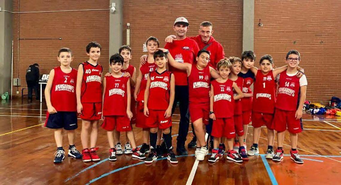BASKET. Doppio impegno per i Kangaroos alla Colletta contro i 5 Pari