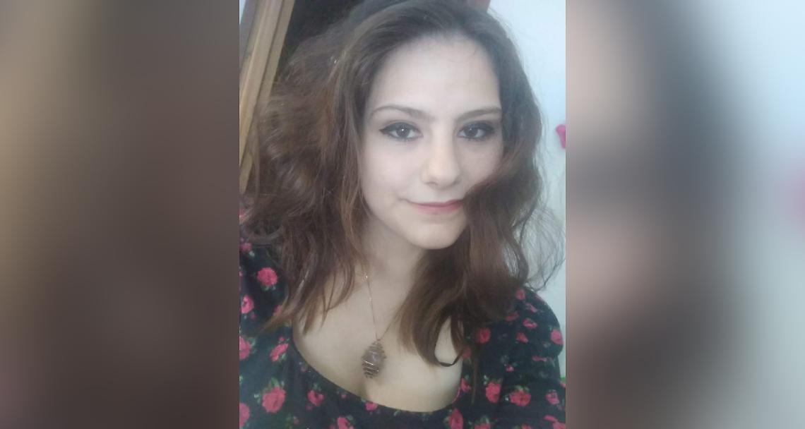 ALICE CASTELLO. Francesca Memoli in biblioteca con Come cresce una mandragola