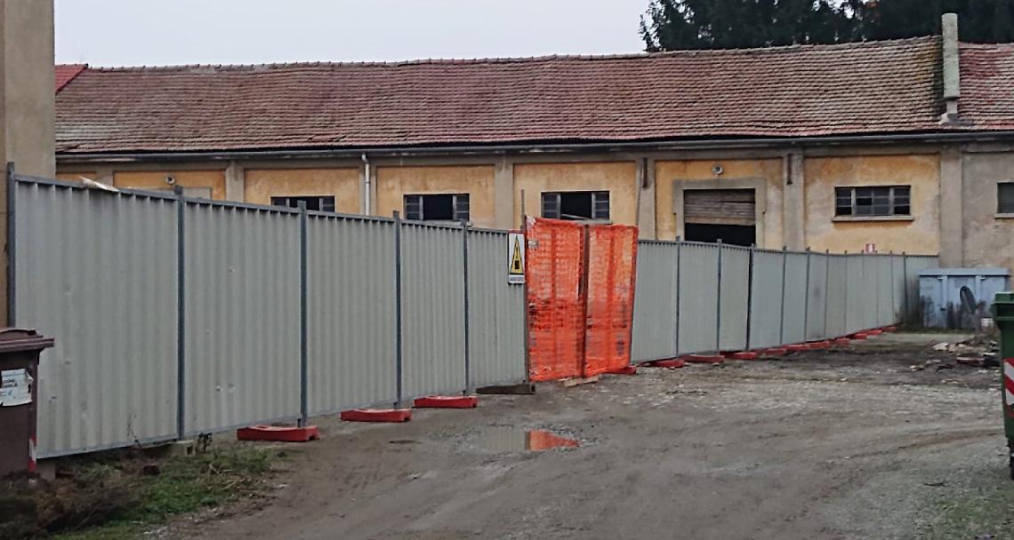 LIVORNO FERRARIS. Sono iniziati i lavori del nuovo salone Polivalente Il sindaco: «L’inaugurazione? A Capodanno 2023»