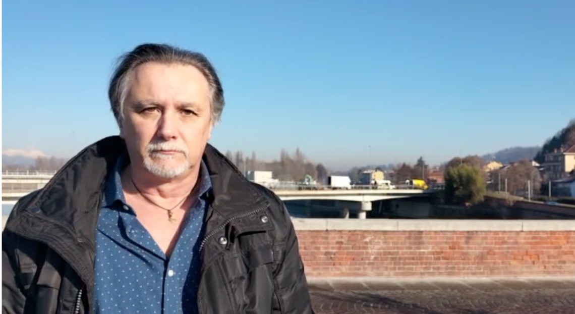 SAN MAURO. Pilone contro il ponte fotovoltaico: “Sarà una delle peggiori porcherie”