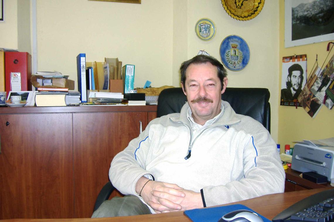 VIDRACCO. Il Covid uccide Nigro, primo sindaco damanhuriano