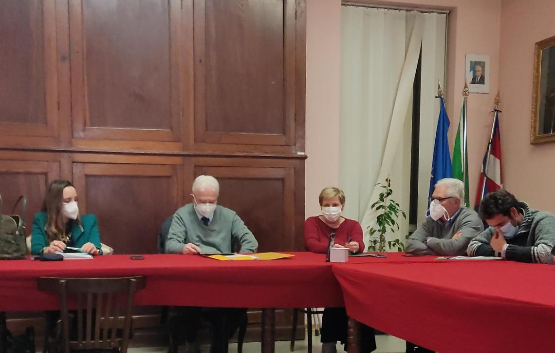 ALTO CANAVESE. Contro il bando rifiuti i sindaci sperano nella revoca