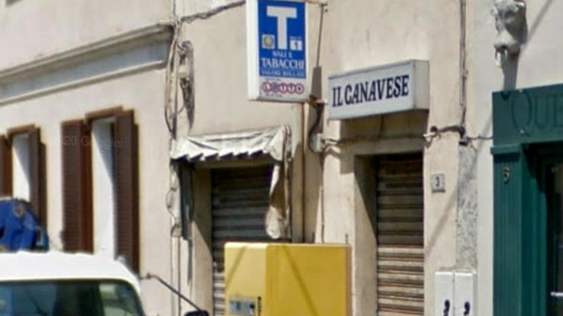SAN BENIGNO. Armato di coltello rapina la tabaccheria del centro cittadino