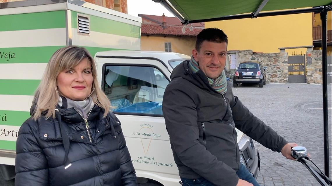 SAN MARTINO. Il furgone dei gelati “A la moda veja” che parte dall’Olanda