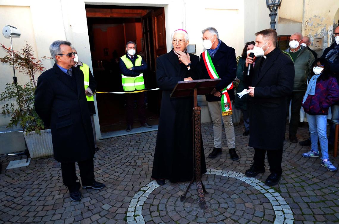 CHIVASSO. La Via Crucis dei Pittori: 14 stazioni per celebrare l’arte e non solo