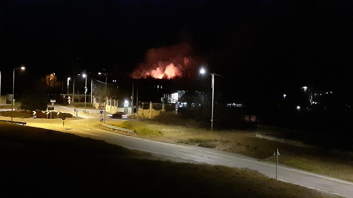 SAN CARLO/VAUDA. A fuoco il parco tra la riserva e l'area militare