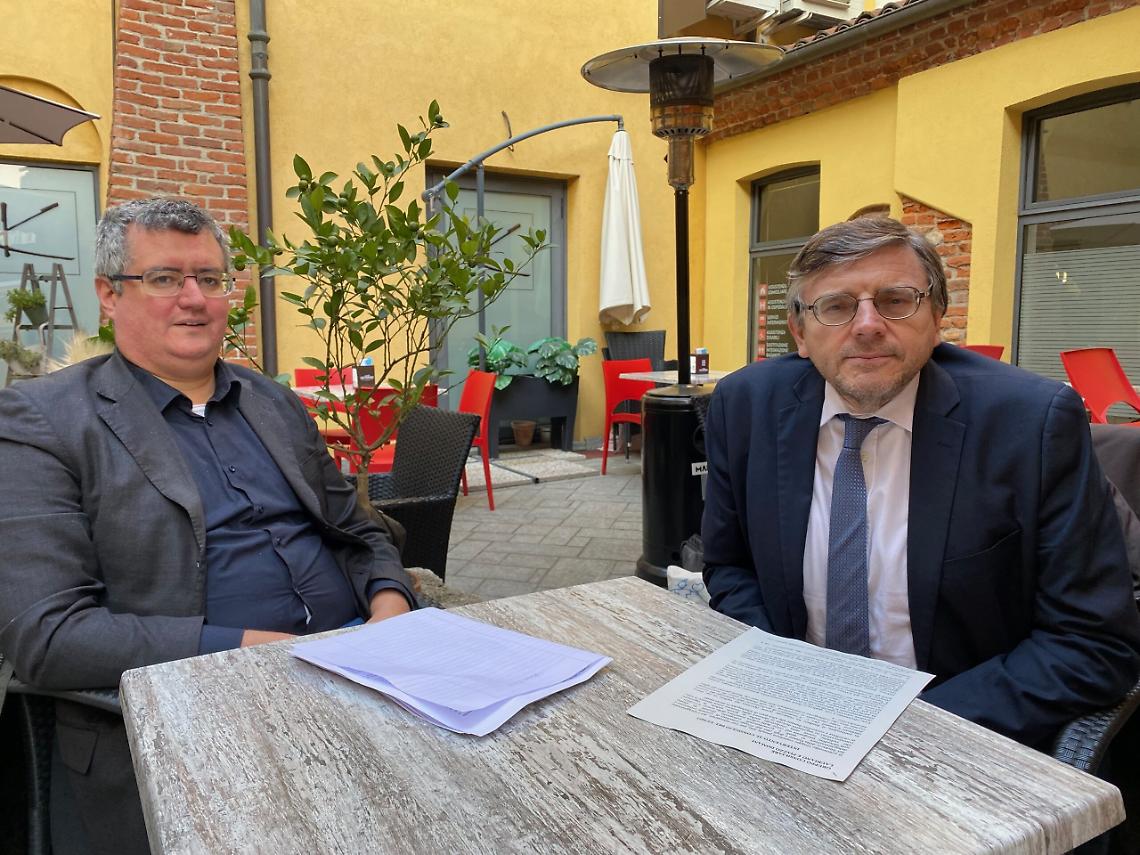 LAURIANO. L'opposizione abbandona il consiglio