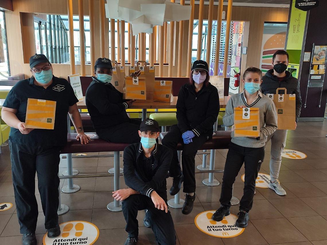 Nella Provincia di Vercelli McDonald’s e Fondazione Ronald McDonald doneranno 100 pasti caldi a settimana, insieme a Banco Alimentare del Piemonte