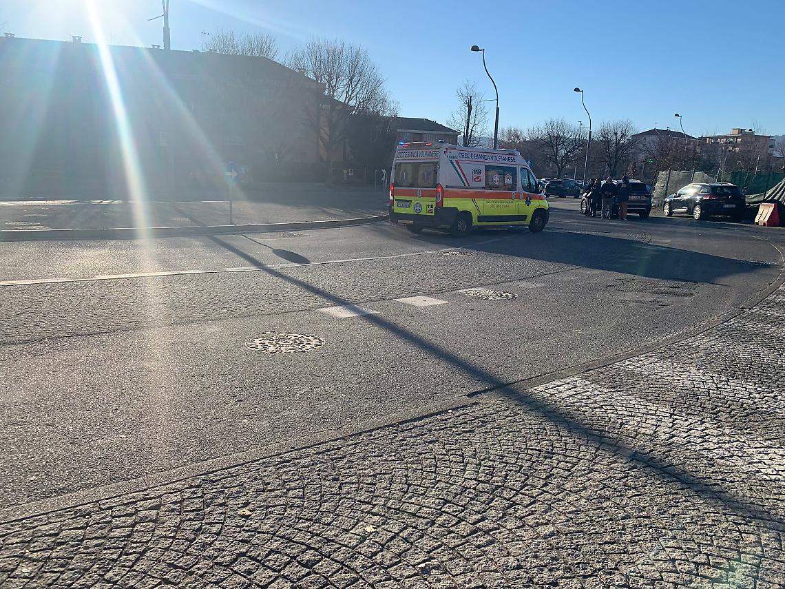 SETTIMO TORINESE. Investita mentre attraversa via Moglia è ora in ospedale per accertamenti