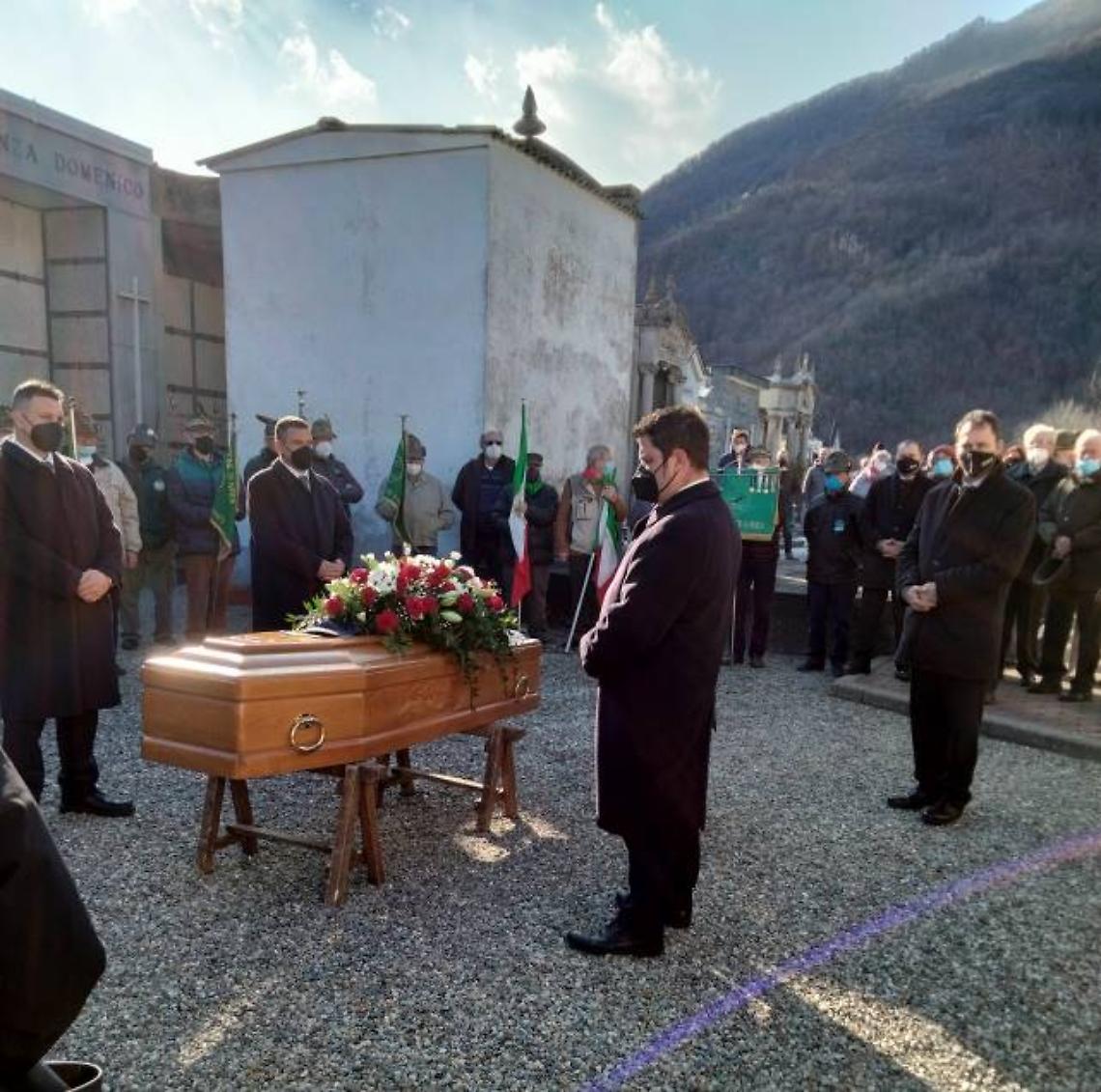 Borgofranco d'Ivrea. Il funerale di un Partigiano, Antonio Ferrera