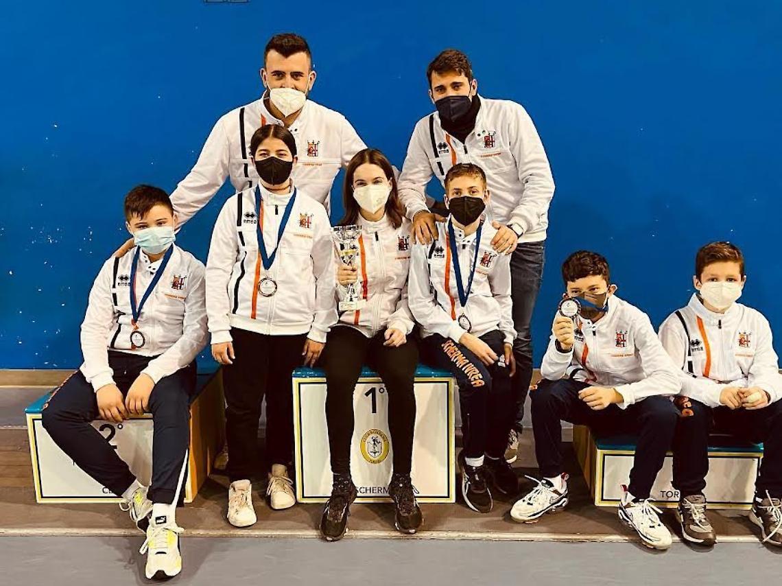 SCHERMA. Circolo Scherma Delfino Ivrea al top nel GPG di spada
