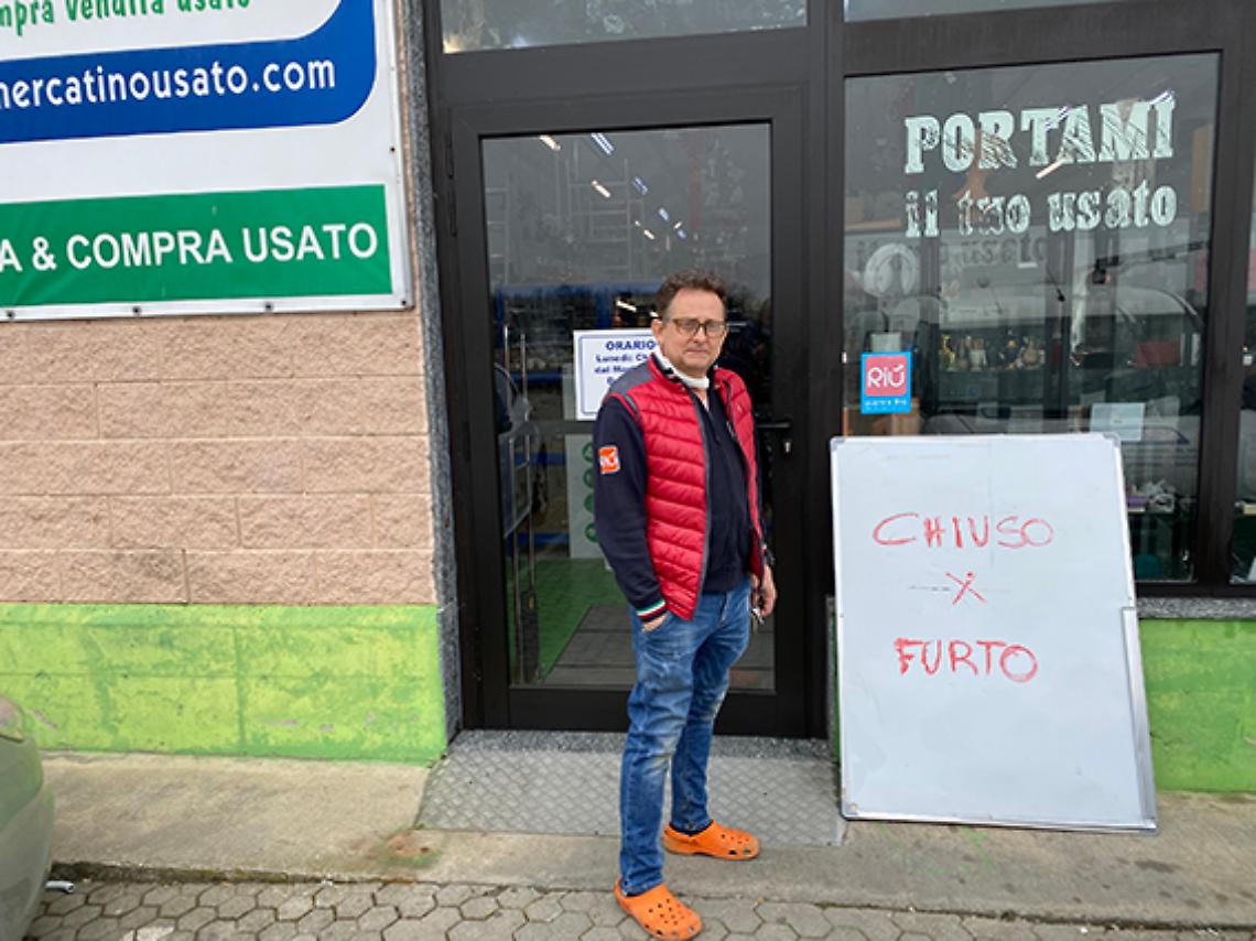 CHIVASSO. Ladri nella notte al Mercatino dell’Usato