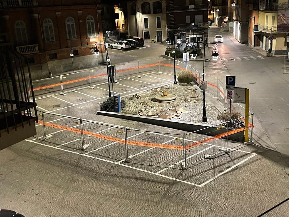 FAVRIA. Inizio con polemiche per i lavori sulla fontana di piazza Martiri
