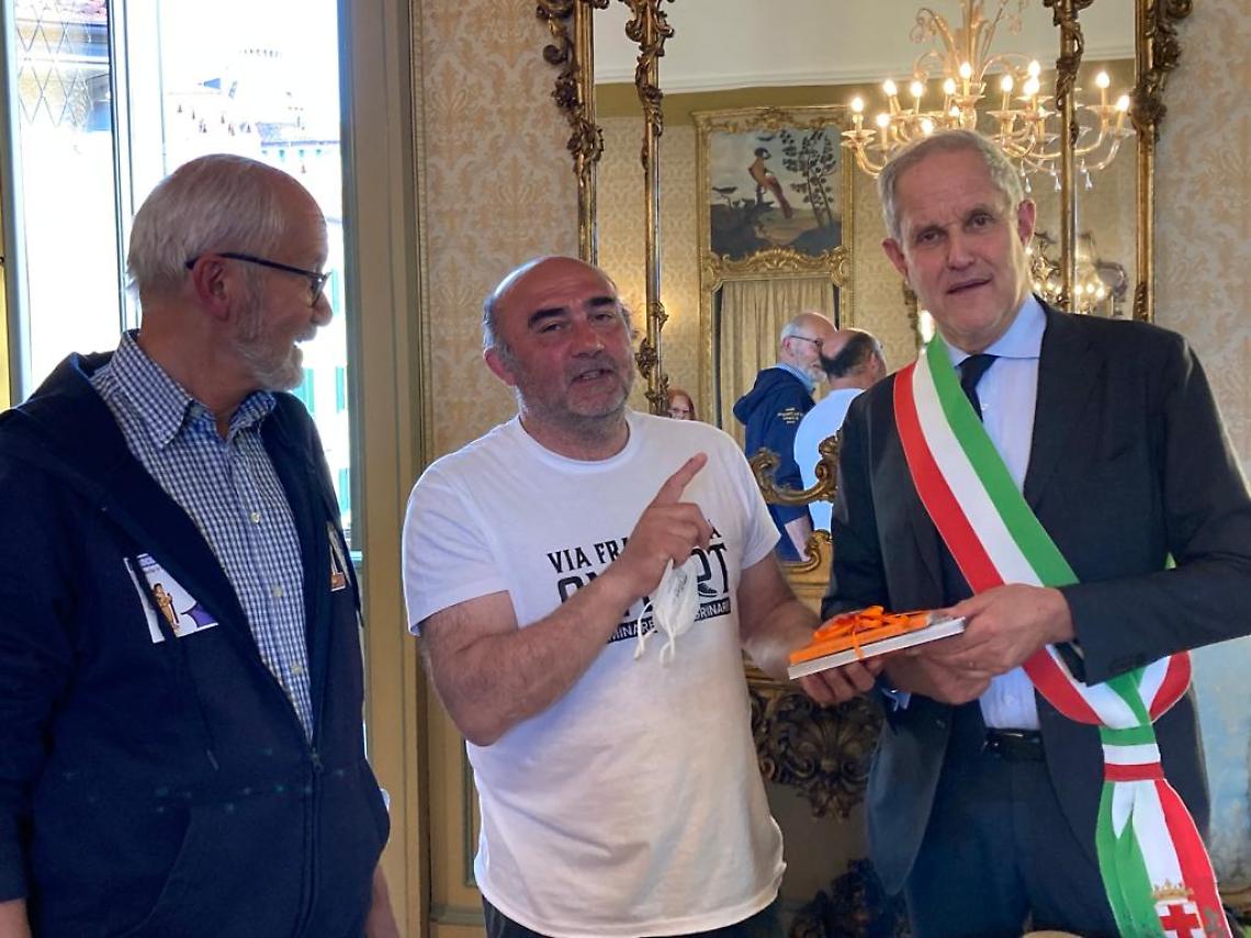 Il “pellegrino della salute” fa tappa a Ivrea...
