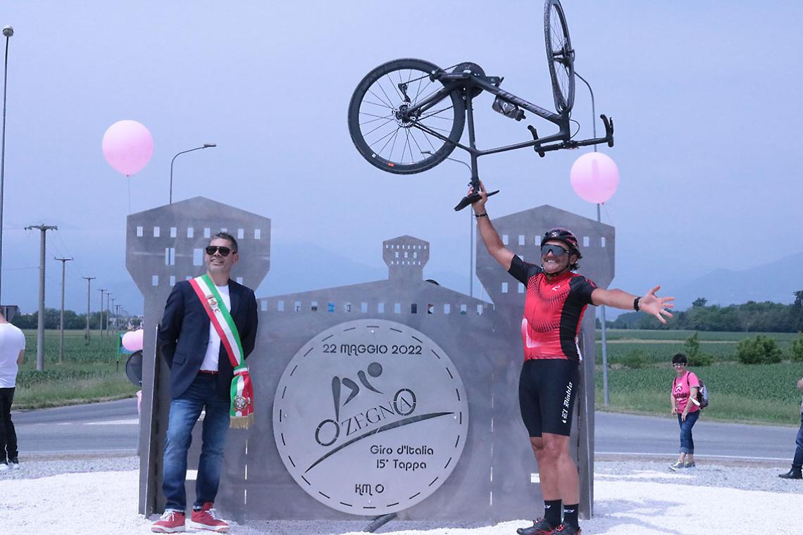 OZEGNA. Una domenica bestiale con El Diablo e il Giro d'Italia (fotogallery)