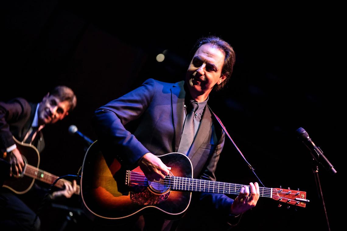 SAN GIORGIO CANAVESE. Il teatro-canzone di Neri Marcorè al "Festival della reciprocità"