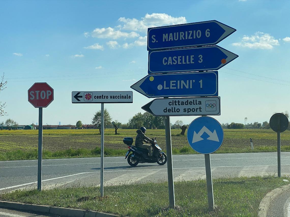 LEINÌ. Scontro sulle rotonde della 460: Pittalis punta il dito contro Leone