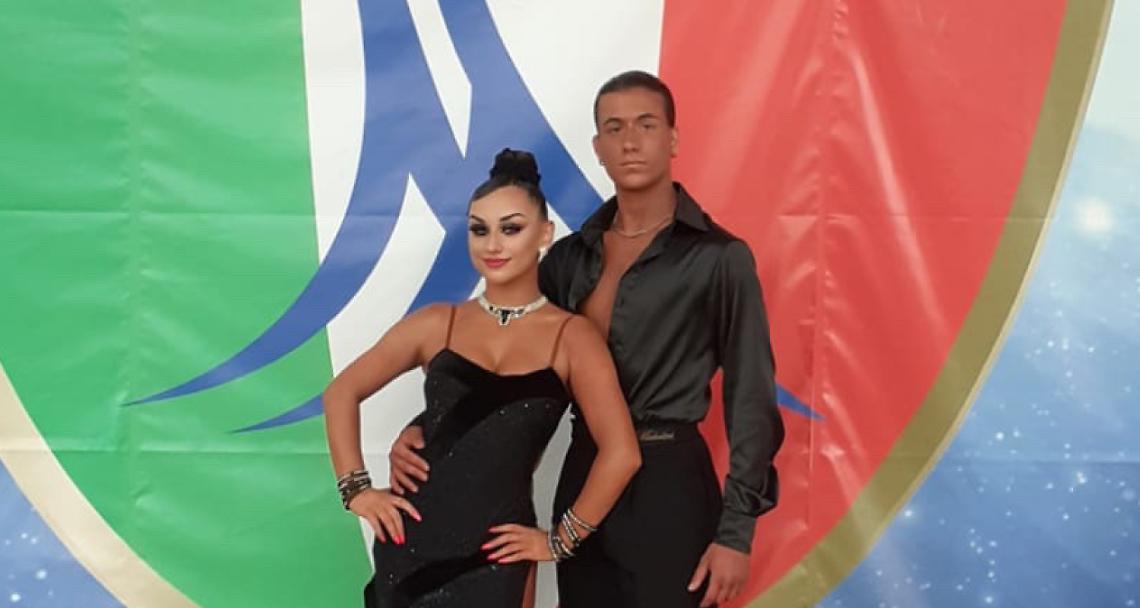 SETTIMO TORINESE. Elisa e Gabriele, sono campioni d’Italia di danze latino americane