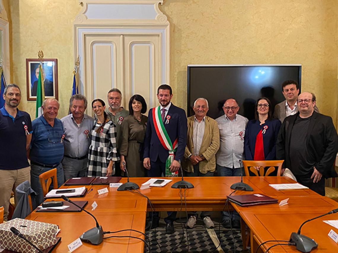 CAVAGNOLO. Gavazza giura, parte il mandato bis: "Grazie a tutti"