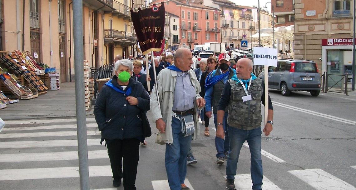 I fontanettesi durante la sfilata
