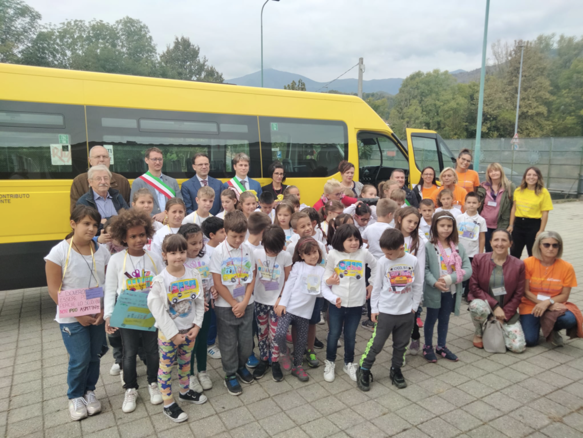 PERTUSIO. Inaugurato oggi il nuovo scuolabus comunale