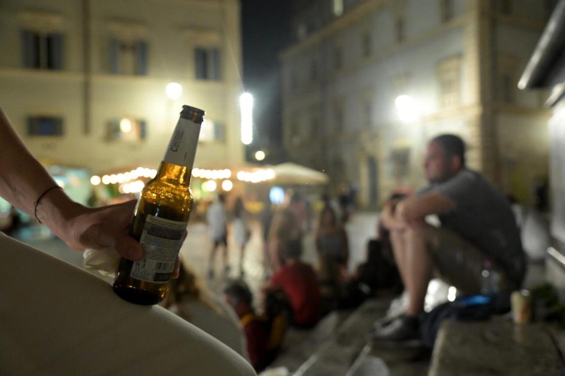 Movida torinese, la stretta della notte: quasi 1300 controlli e 617 locali sanzionati