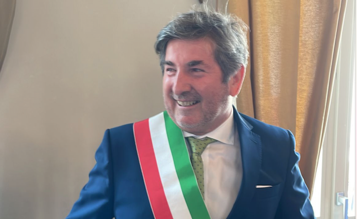 SAN MAURIZIO. Raddoppia lo stipendio del sindaco: guadagnerà 4mila euro