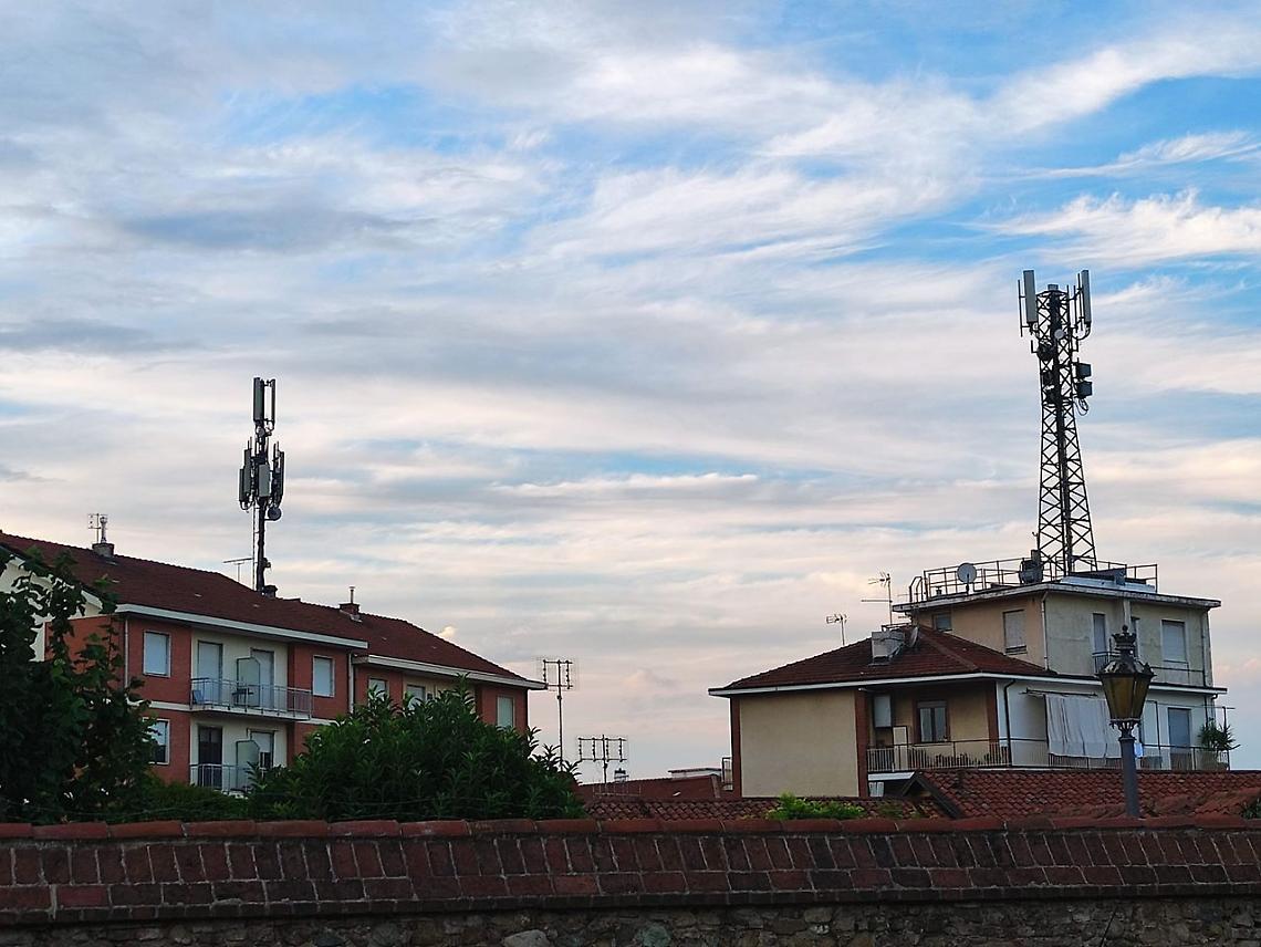 GASSINO. Persiste il problema telefoni. Ecco il perché...