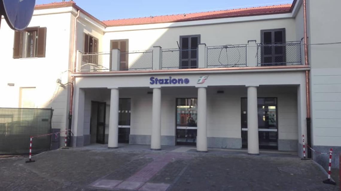 Stazione ferroviaria fuori controllo. Rapinato un invalido. "Dammi 200 euro!"