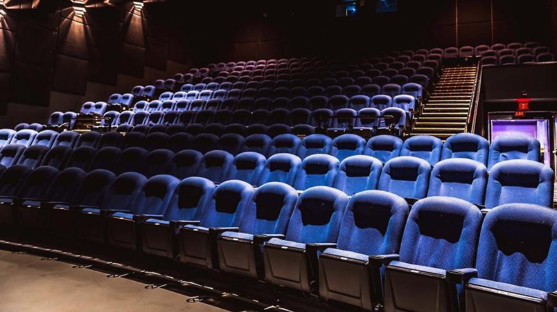 Sette anni e sei mesi per l’aggressione nei bagni del cinema del Lingotto: condannato un 22enne