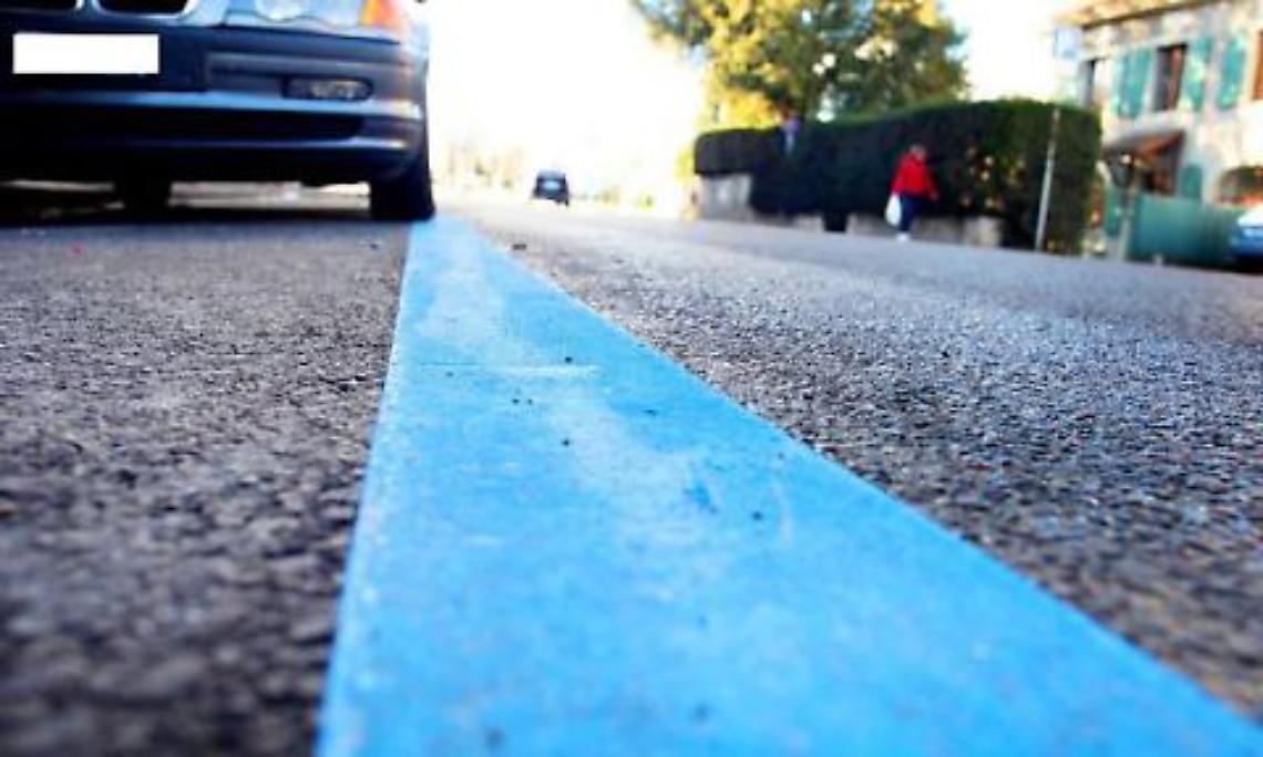 Strisce blu illegali dal 2018, ora i cittadini possono chiedere indietro i soldi delle multe
