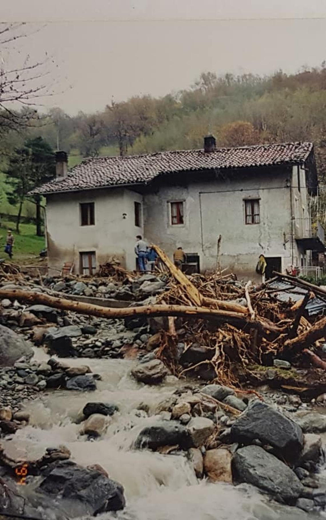 La frazione di Paratore il 7 novembre 1994