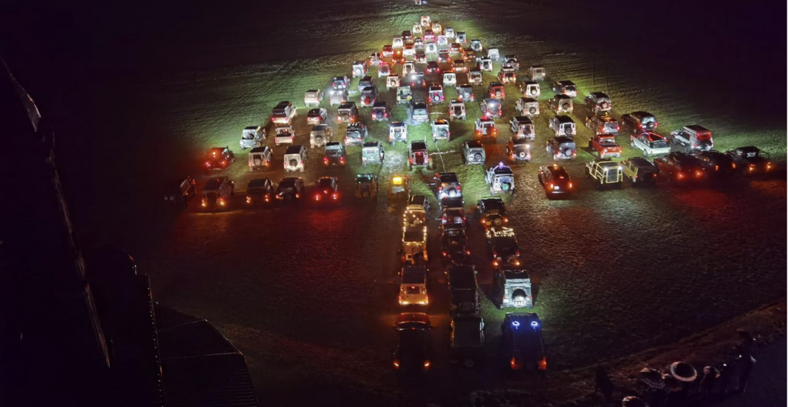 L'albero di Natale di Land Rover visto dall'alto