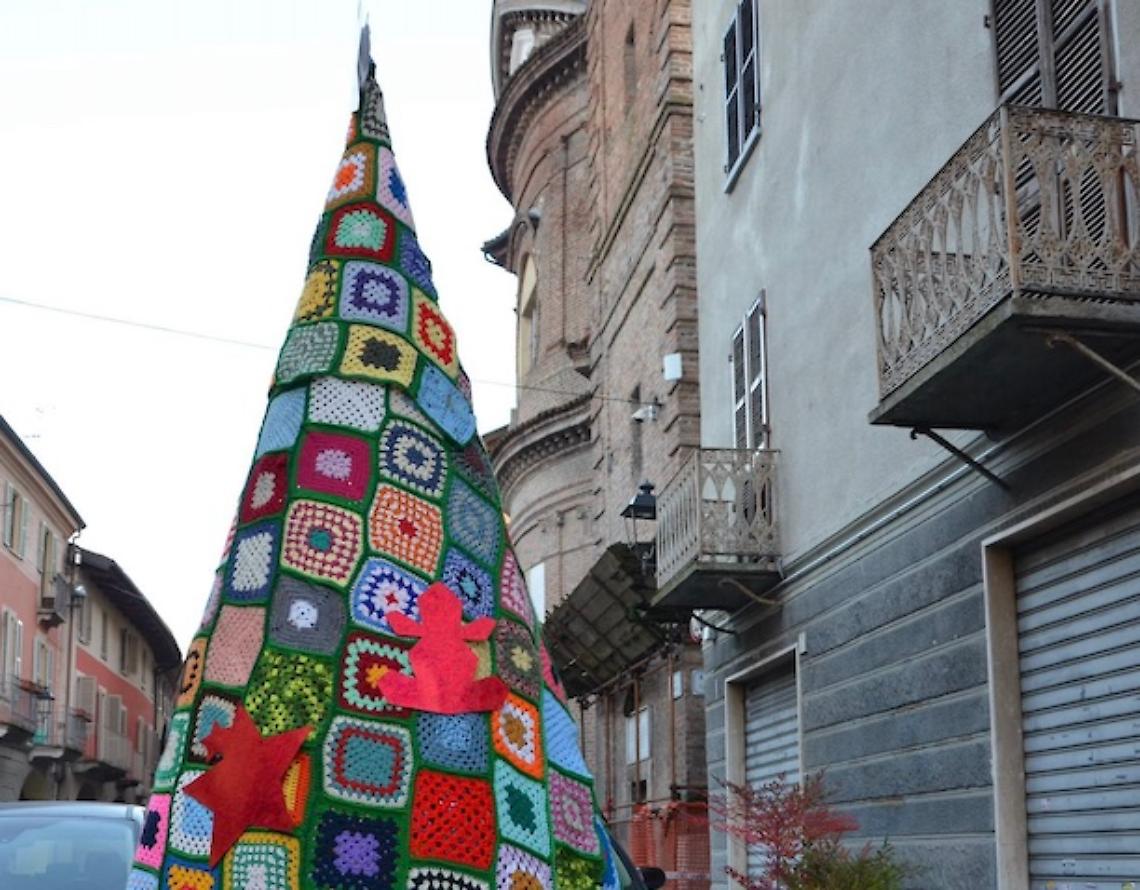 L'albero di Natale fatto con l'uncinetto 