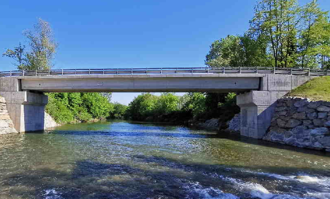Un ragazzo si 19 anni si è gettato dal ponte sul Chiusella